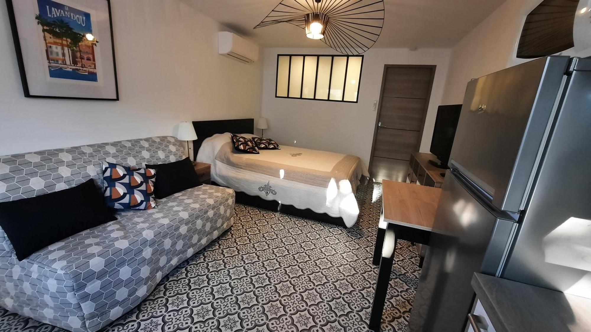 Studio Climatise Lantanas 4 Personnes Le Lavandou Kültér fotó