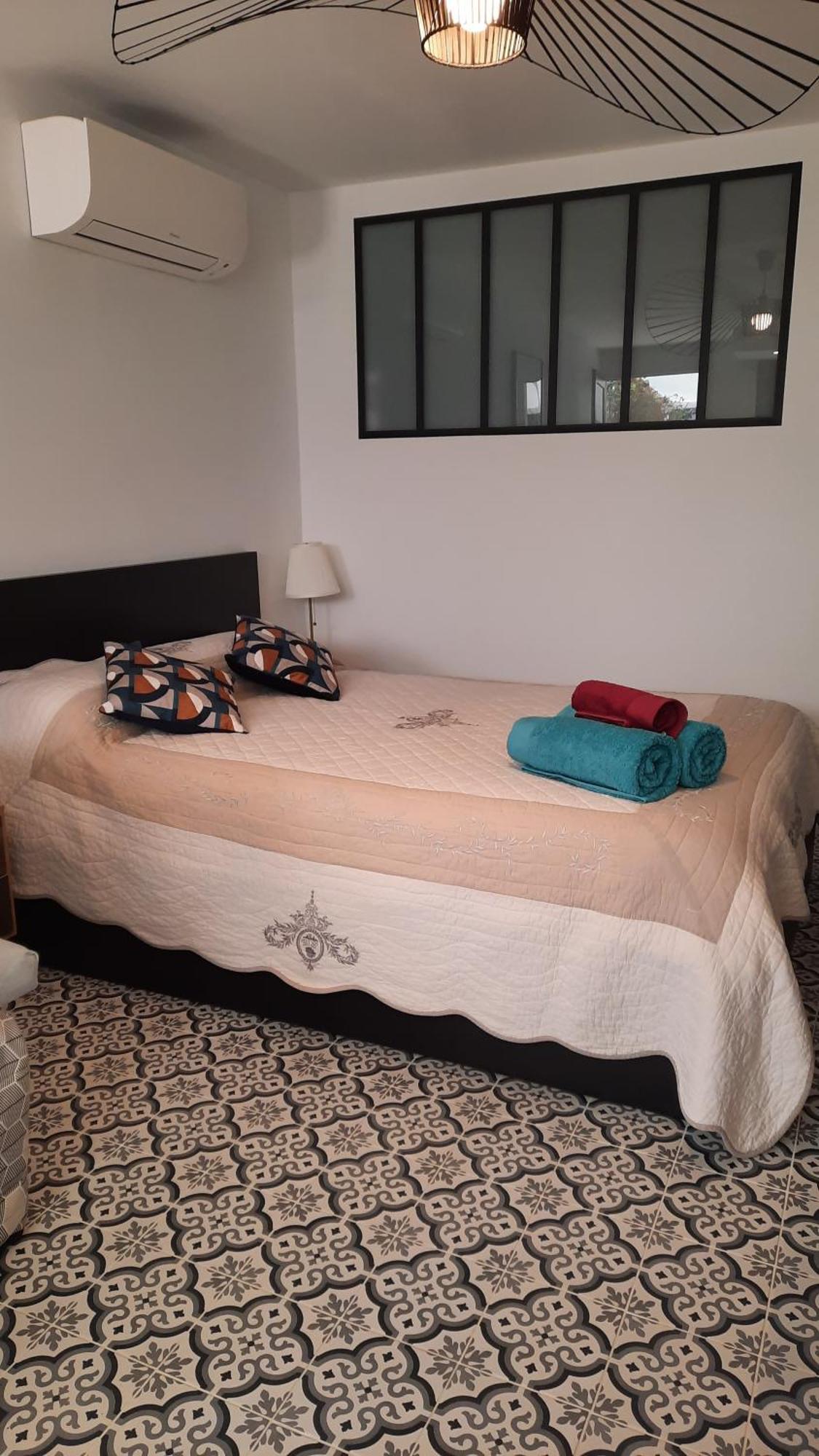 Studio Climatise Lantanas 4 Personnes Le Lavandou Kültér fotó